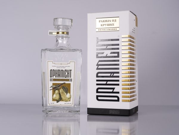 Ornament rakija od kruške Viljamovke 0,7l sa ukrasnom kutijom