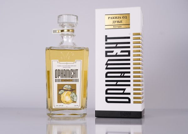 Ornament rakija od dunje 0,7l sa ukrasnom kutijom